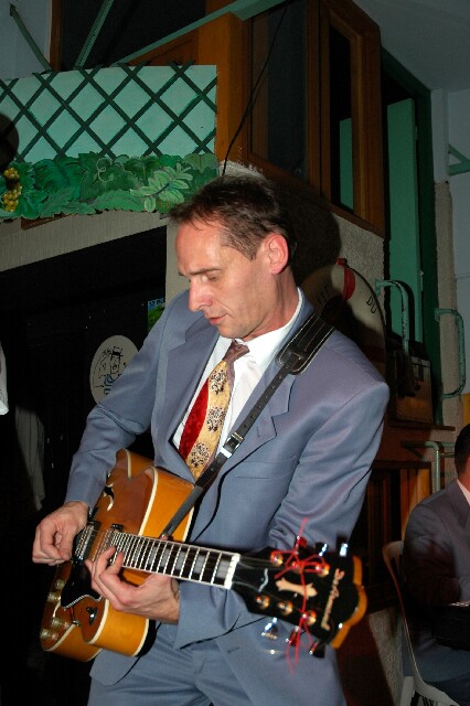 min 2005 10 16 guinguettemp 180
